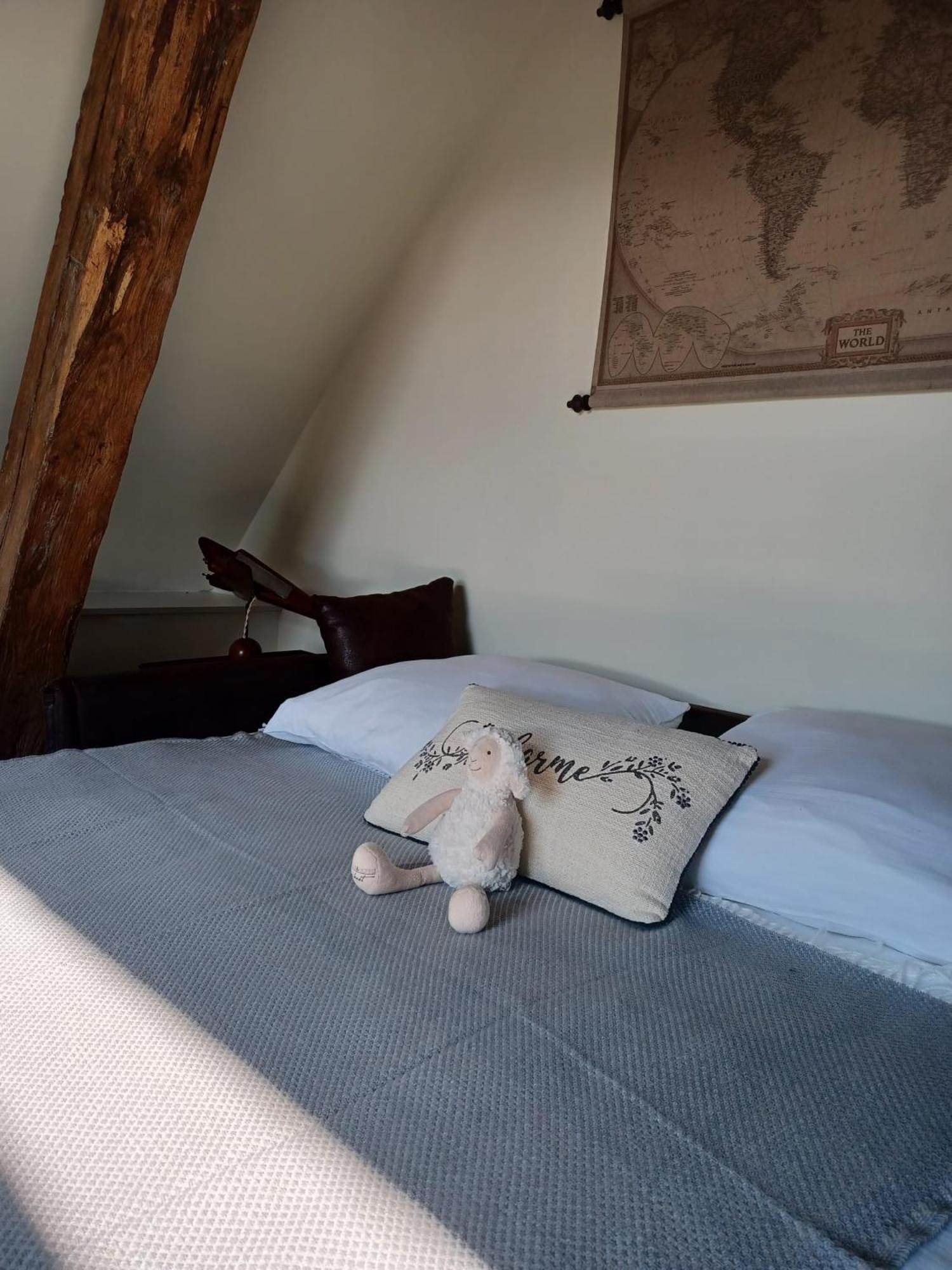 Chambre D'Hotes "Au Bord De Loire" La Marche Exteriör bild